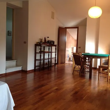 La Di Lorenzo Villa *